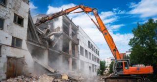 Промышленный демонтаж зданий Кызыл, цена от 3017 руб.