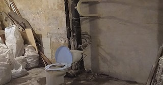 Демонтаж сантехкабины в панельном доме - цена от 1059 рублей | Сварной-Кзл